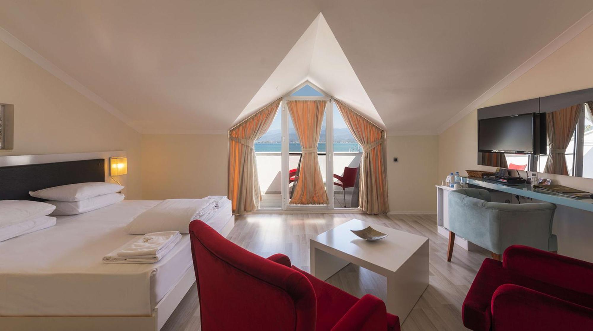 Grote Kamer met Terras